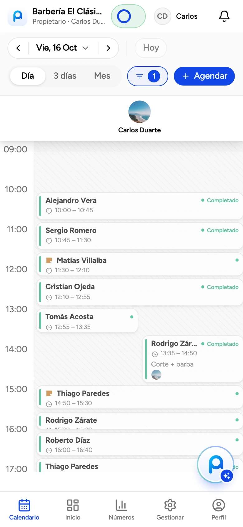 Agenda del día de Practi Agenda en un celular